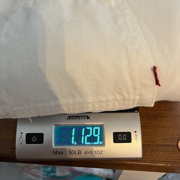 Vintage Levis 550 Men’s Relaxed Fit White Jeans size 36x32 Made in USA 90’s - Picture 9 of 10